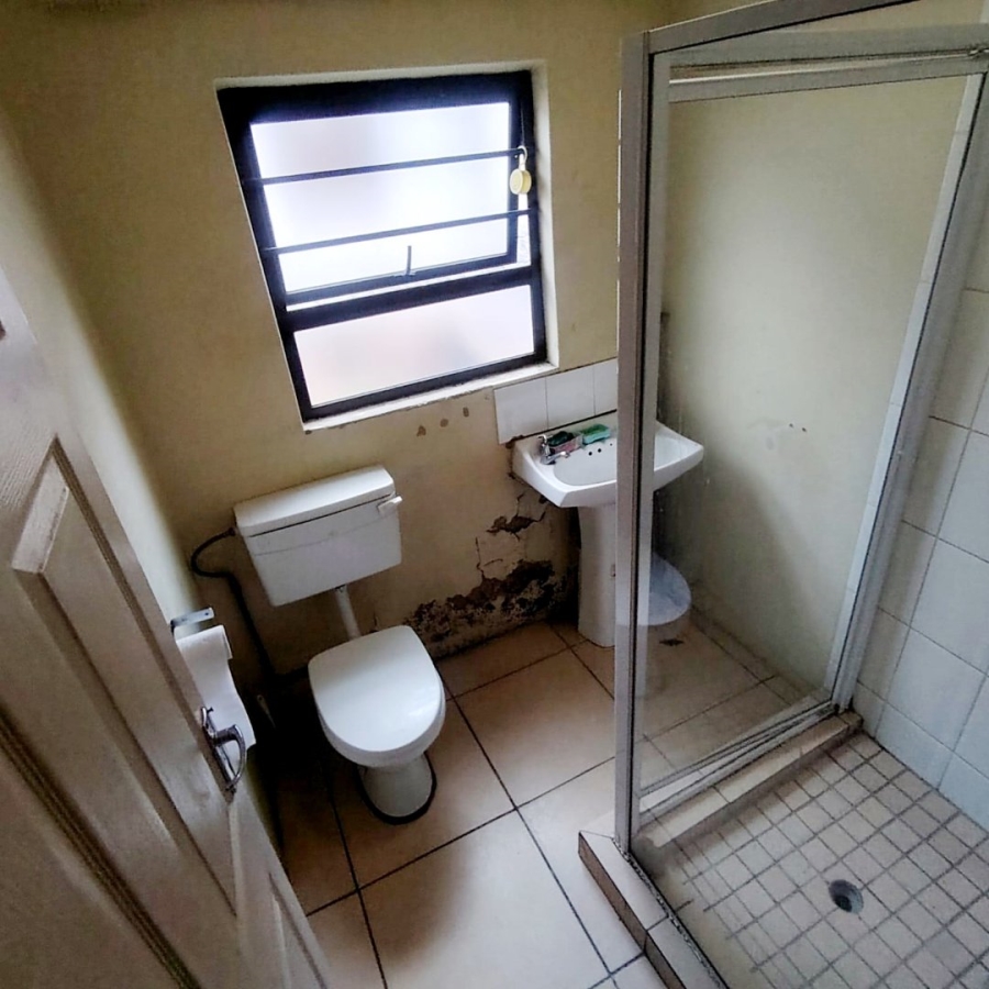 5 Bedroom Property for Sale in Mdantsane Nu 3 Eastern Cape